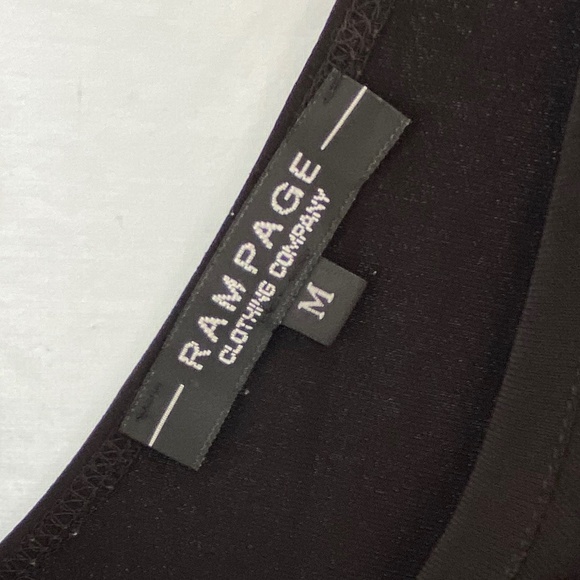 Black Dress Size: Medium - Picture 5 of 11